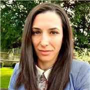 I give online lessons tailored to student’s needs and assist learners in mastering English as a second language.